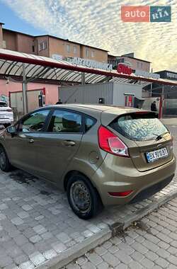 Хэтчбек Ford Fiesta 2013 в 