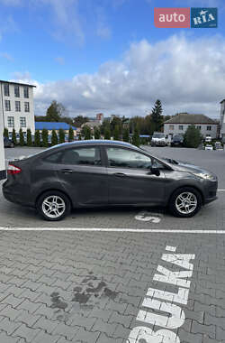 Седан Ford Fiesta 2018 в 
