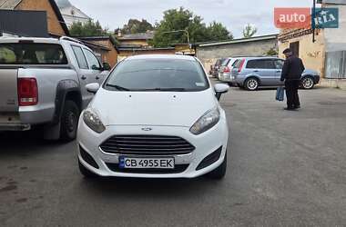 Хэтчбек Ford Fiesta 2016 в Чернигове