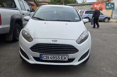 Хэтчбек Ford Fiesta 2016 в 