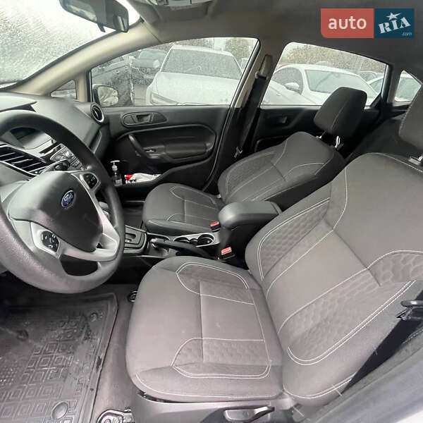 Седан Ford Fiesta 2019 в Днепре