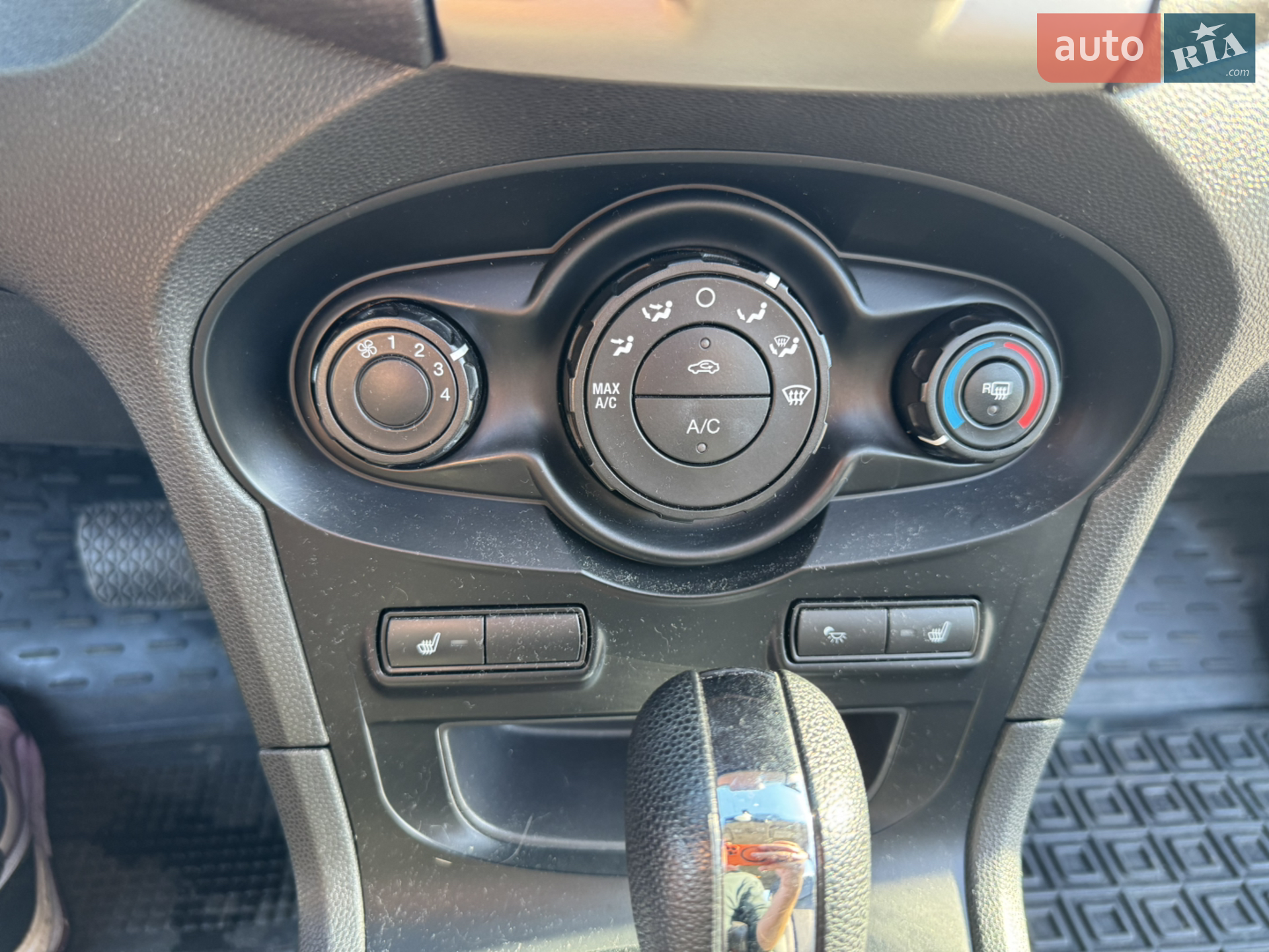 2012 Ford Fiesta - мініатюра 8