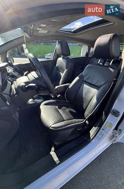 Хэтчбек Ford Fiesta 2012 в 