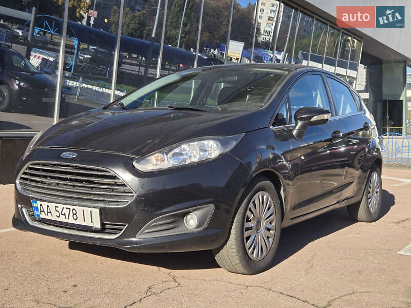 Хетчбек Ford Fiesta 2014 в Києві фото 2 Хетчбек Ford Fiesta 2014 в Києві