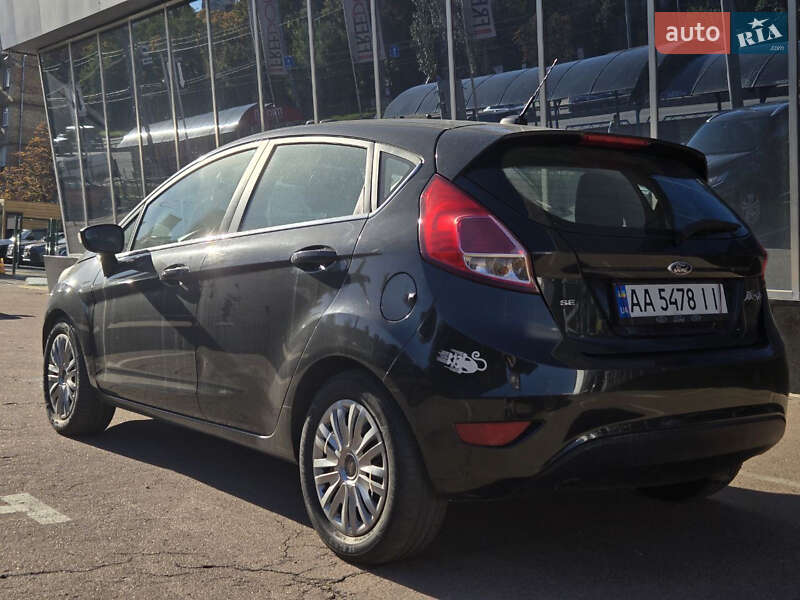 Хетчбек Ford Fiesta 2014 в Києві фото 5 Хетчбек Ford Fiesta 2014 в Києві
