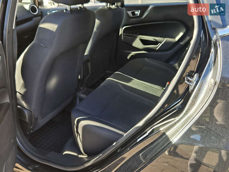 Хетчбек Ford Fiesta 2014 в Києві фото 12 Хетчбек Ford Fiesta 2014 в Києві