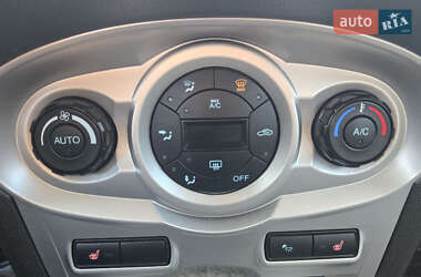 Хэтчбек Ford Fiesta 2014 в 
