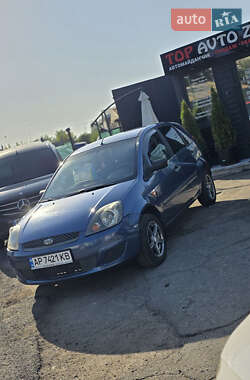 Хетчбек Ford Fiesta 2006 в 