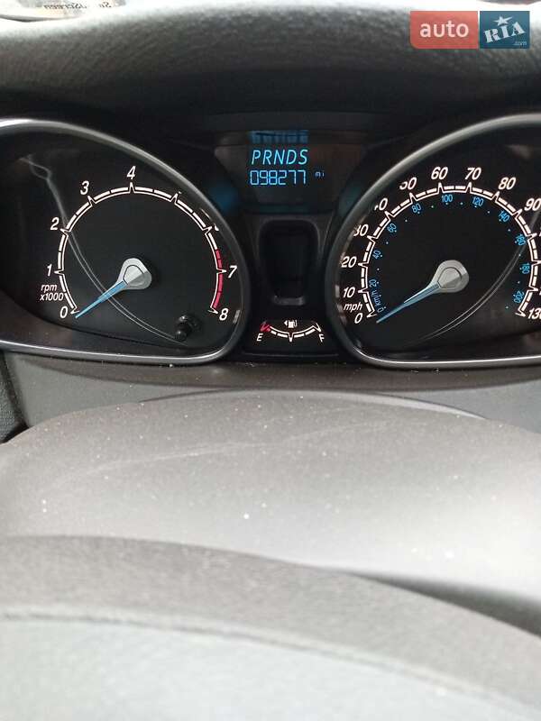 Седан Ford Fiesta 2013 в Олександрії