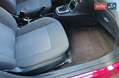 Хэтчбек Ford Fiesta 2011 в 
