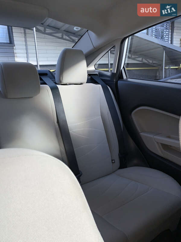 Седан Ford Fiesta 2016 в Білій Церкві фото 13 Седан Ford Fiesta 2016 в Білій Церкві