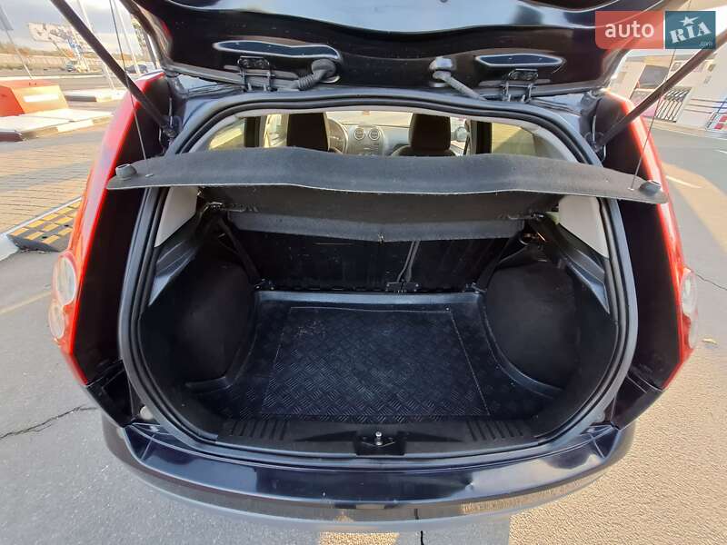 Хэтчбек Ford Fiesta 2007 в Одессе
