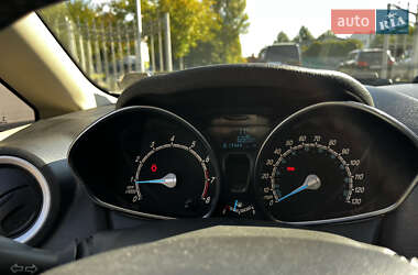 Седан Ford Fiesta 2014 в 