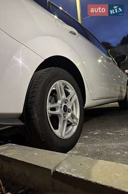 Седан Ford Fiesta 2018 в 