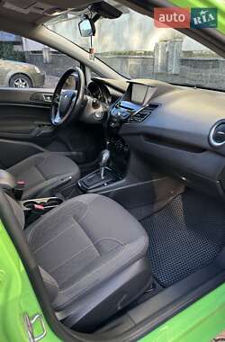 Хэтчбек Ford Fiesta 2014 в 