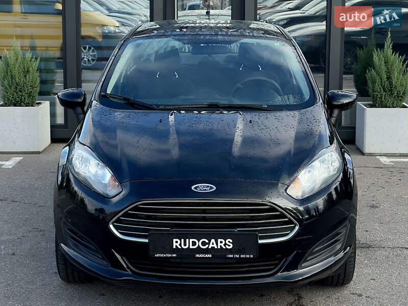 Седан Ford Fiesta 2019 в Кременчуці