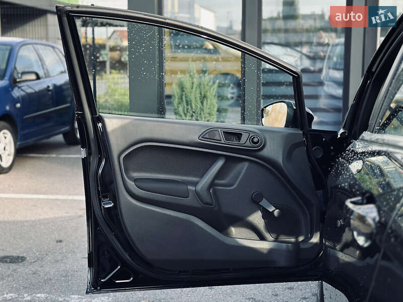 Седан Ford Fiesta 2019 в Кременчуці