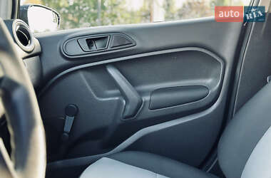 Седан Ford Fiesta 2019 в 