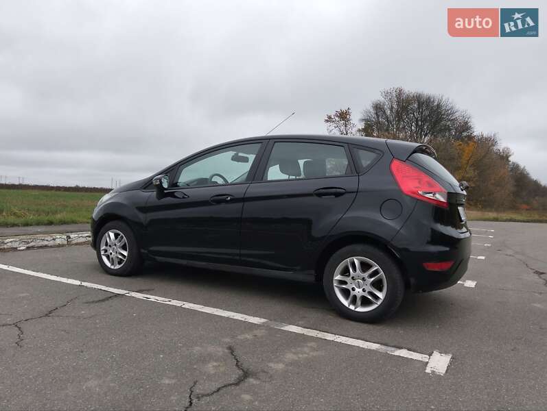 Хетчбек Ford Fiesta 2009 в Конотопі