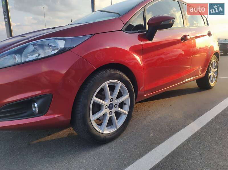 Хэтчбек Ford Fiesta 2018 в Львове