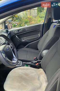 Хэтчбек Ford Fiesta 2018 в 