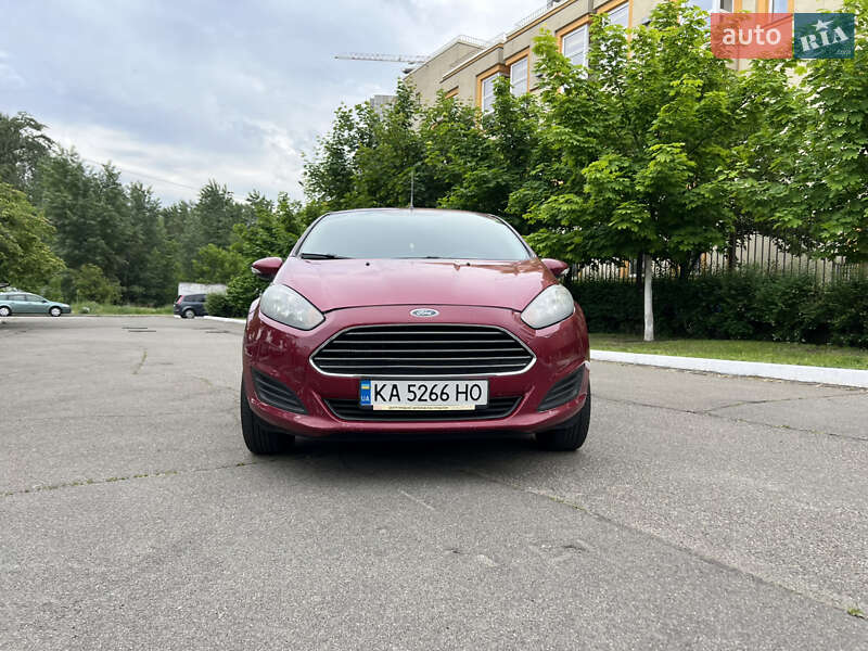 Хэтчбек Ford Fiesta 2013 в Киеве фото 2 Хэтчбек Ford Fiesta 2013 в Киеве
