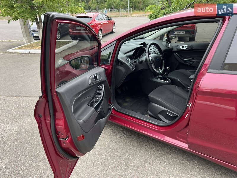 Хэтчбек Ford Fiesta 2013 в Киеве фото 7 Хэтчбек Ford Fiesta 2013 в Киеве
