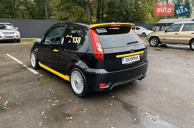 Хетчбек Ford Fiesta 2007 в 