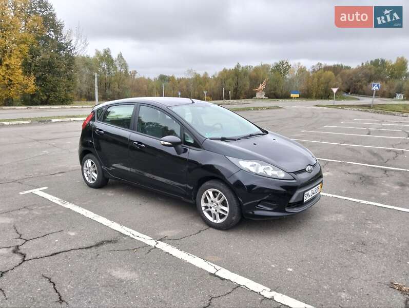 Хетчбек Ford Fiesta 2009 в Конотопі
