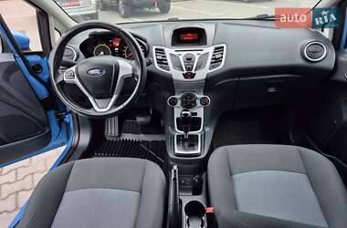 Хэтчбек Ford Fiesta 2012 в 