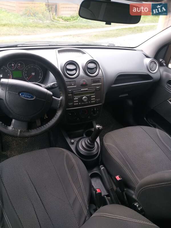 Хэтчбек Ford Fiesta 2008 в Хырове фото 9 Хэтчбек Ford Fiesta 2008 в Хырове