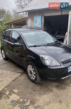 Хетчбек Ford Fiesta 2008 в Хирові