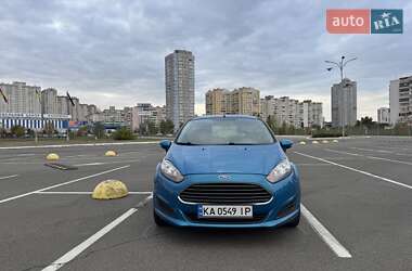 Хетчбек Ford Fiesta 2014 в 