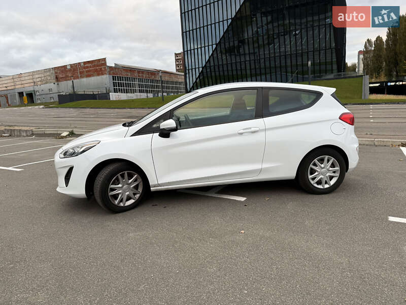 Хетчбек Ford Fiesta 2018 в Києві фото 2 Хетчбек Ford Fiesta 2018 в Києві