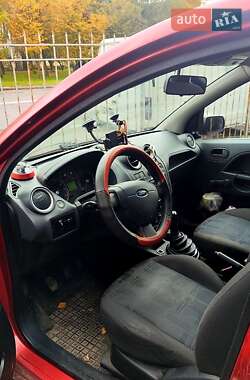 Хэтчбек Ford Fiesta 2007 в Киеве