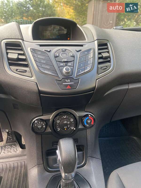 Хэтчбек Ford Fiesta 2017 в Вишневом фото 9 Хэтчбек Ford Fiesta 2017 в Вишневом