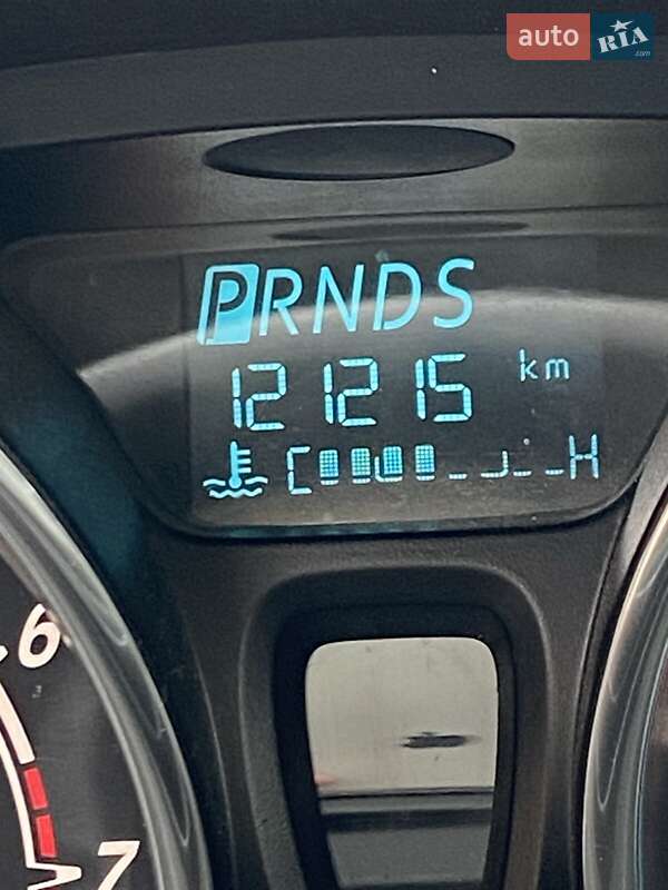 Хэтчбек Ford Fiesta 2017 в Вишневом фото 24 Хэтчбек Ford Fiesta 2017 в Вишневом