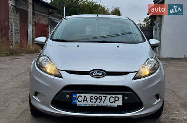 Хэтчбек Ford Fiesta 2012 в Черкассах