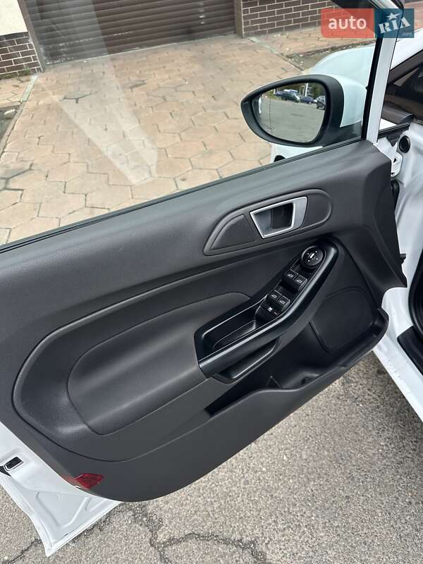 Хэтчбек Ford Fiesta 2014 в Одессе фото 19 Хэтчбек Ford Fiesta 2014 в Одессе