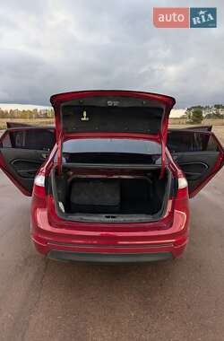 Седан Ford Fiesta 2014 в 