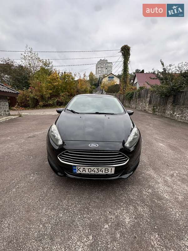 Седан Ford Fiesta 2019 в Киеве