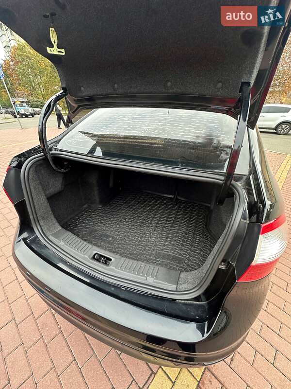 Седан Ford Fiesta 2019 в Киеве