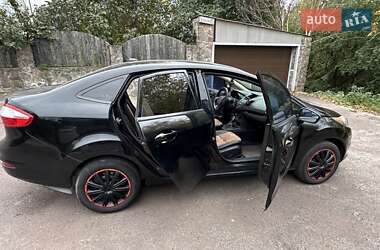 Седан Ford Fiesta 2019 в 