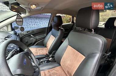 Седан Ford Fiesta 2019 в 