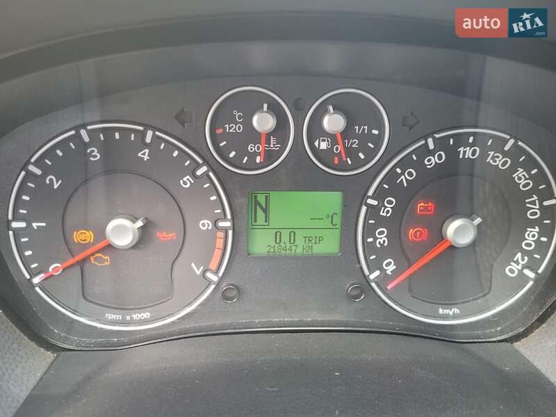 Хэтчбек Ford Fiesta 2006 в Нежине фото 5 Хэтчбек Ford Fiesta 2006 в Нежине