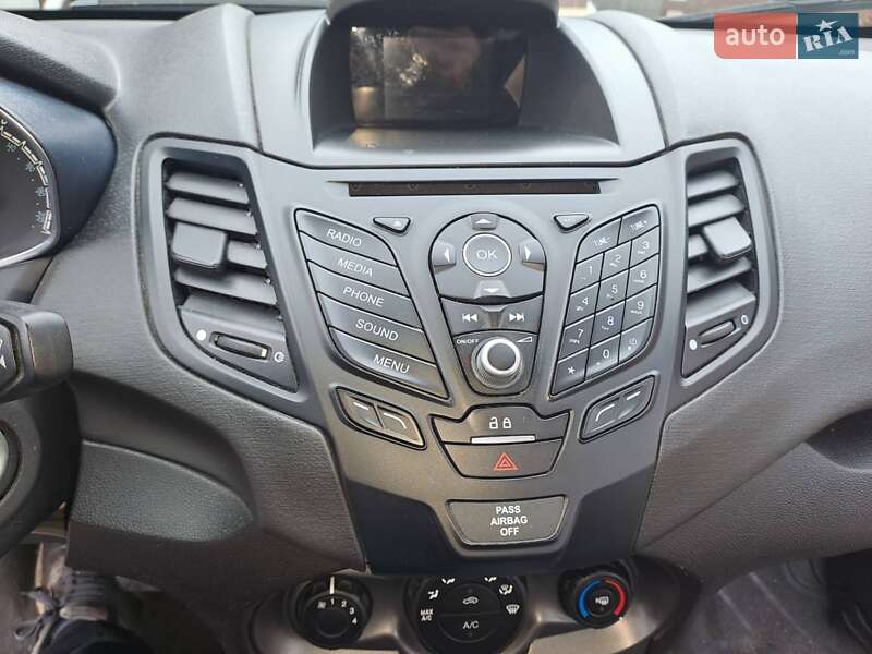 Седан Ford Fiesta 2017 в Києві фото 17 Седан Ford Fiesta 2017 в Києві