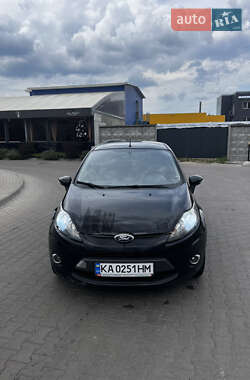 Хэтчбек Ford Fiesta 2011 в Киеве