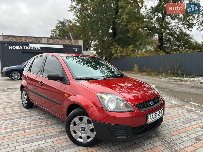 Хетчбек Ford Fiesta 2008 в Білій Церкві