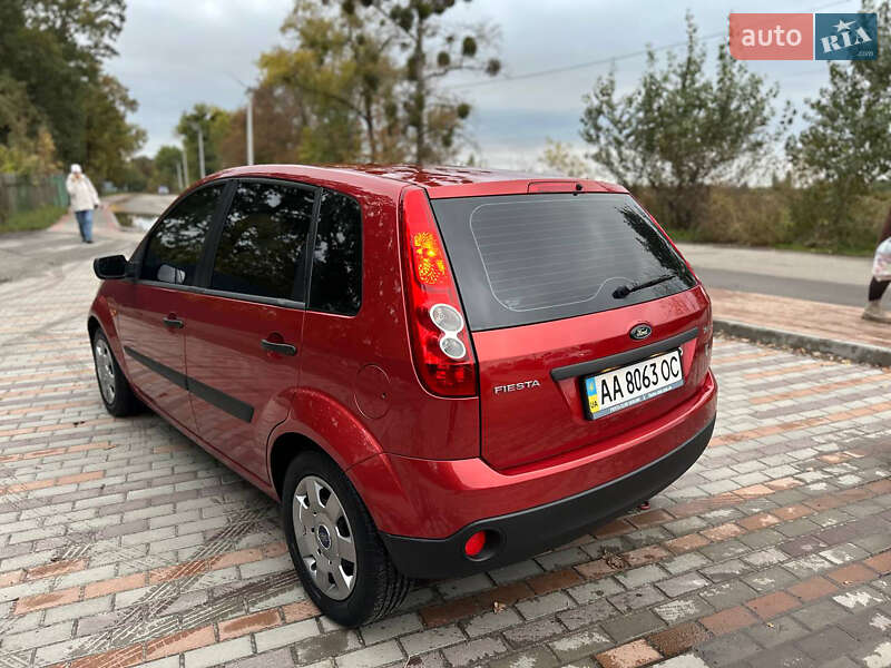Хетчбек Ford Fiesta 2008 в Білій Церкві