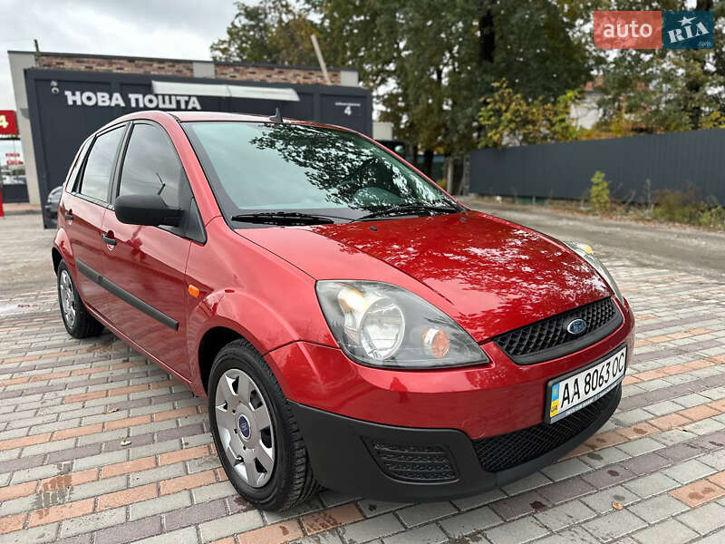 Хетчбек Ford Fiesta 2008 в Білій Церкві